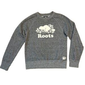 Roots Canada 🇨🇦 Heather Gray Sweatshirt with Floral Design.